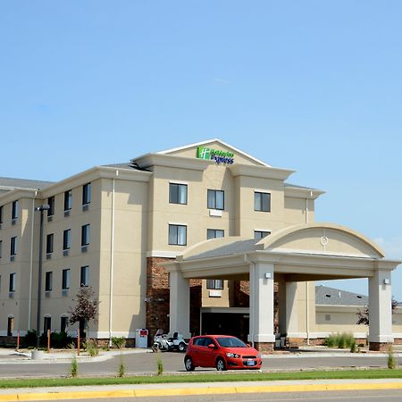 Holiday Inn Express & Suites Sidney By Ihg Esterno foto