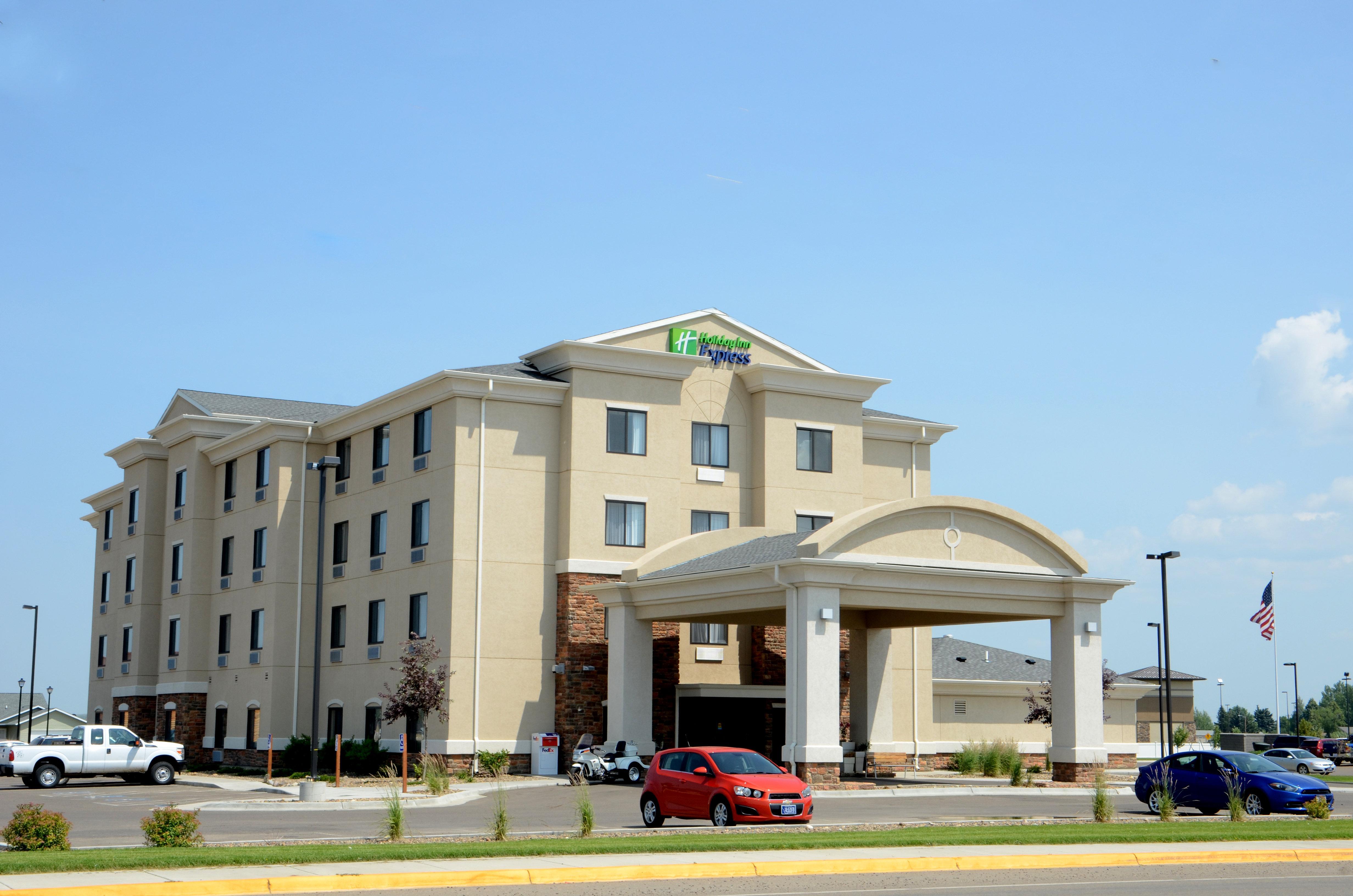 Holiday Inn Express & Suites Sidney By Ihg Esterno foto
