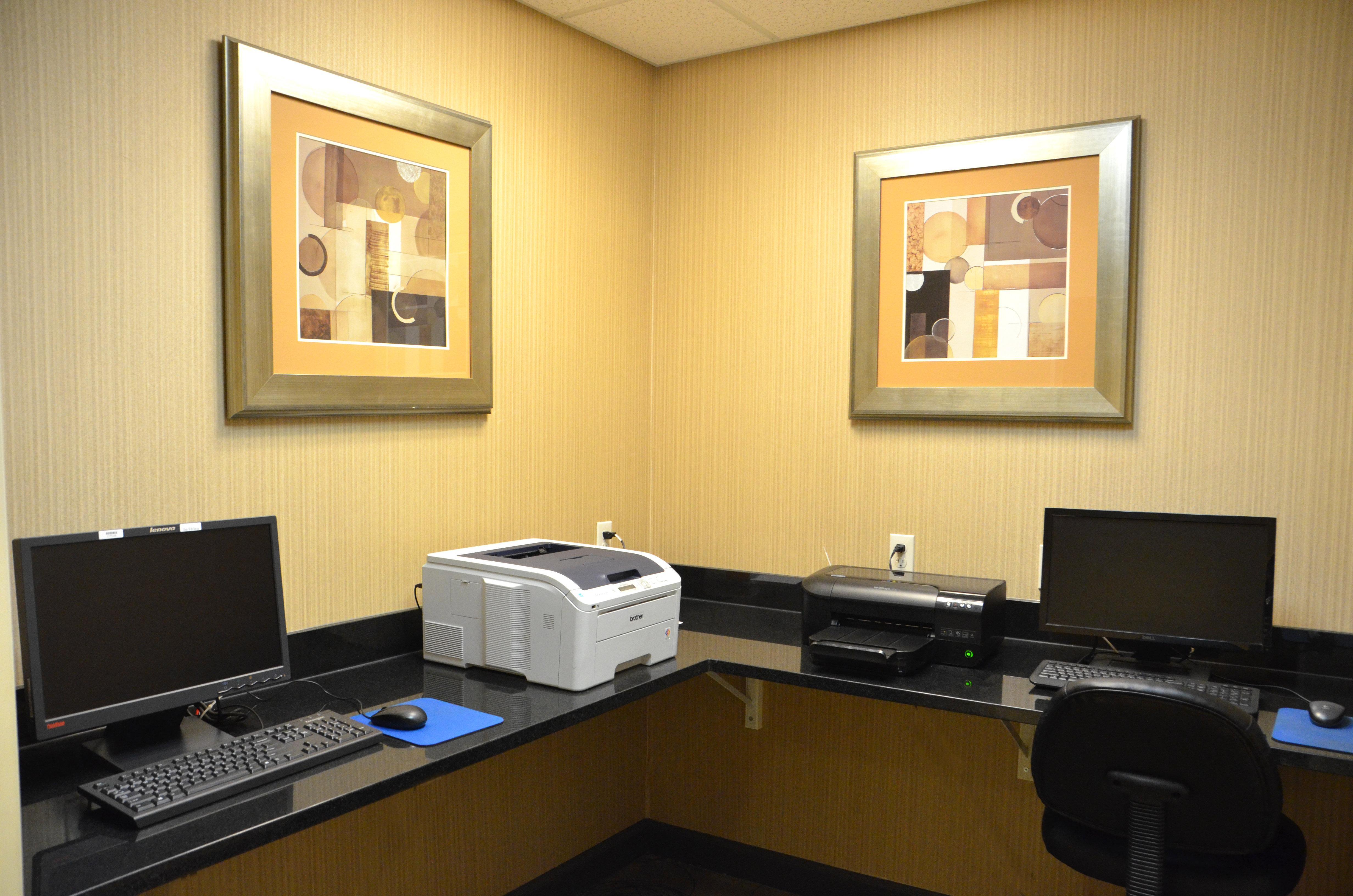 Holiday Inn Express & Suites Sidney By Ihg Esterno foto