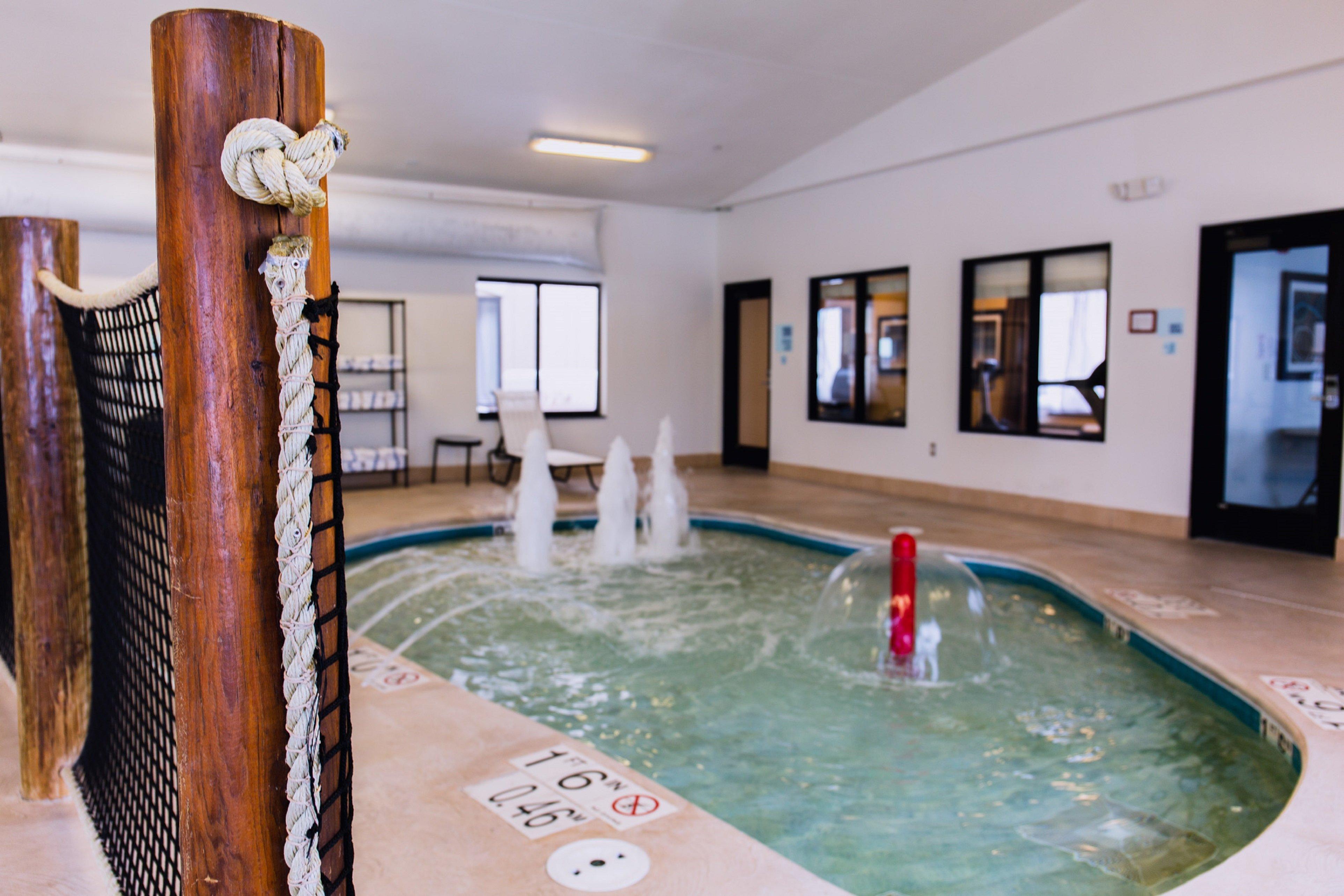 Holiday Inn Express & Suites Sidney By Ihg Esterno foto